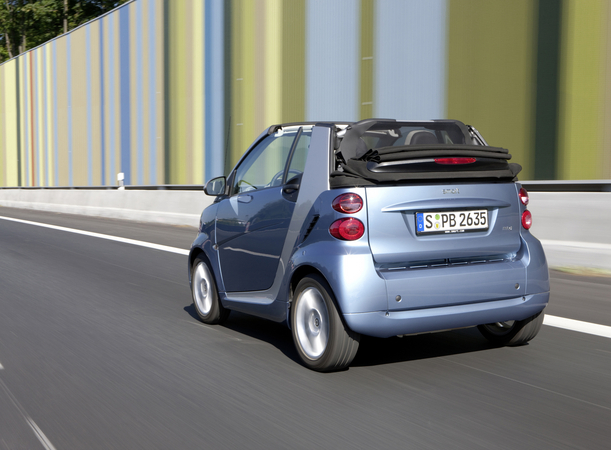 smart fortwo cabrio 84hp pulse (FL) smart fortwo cabrio 84hp pulse (FL)