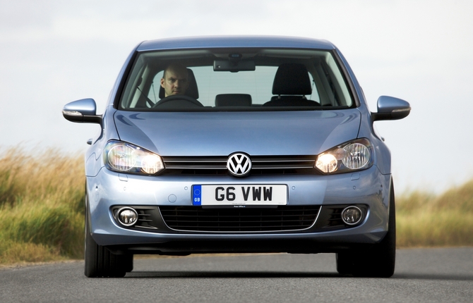 Volkswagen Golf 2.0I TDI 140hp DPF Confortline 4Motion Volkswagen Golf 2.0I TDI 140hp DPF Confortline 4Motion
