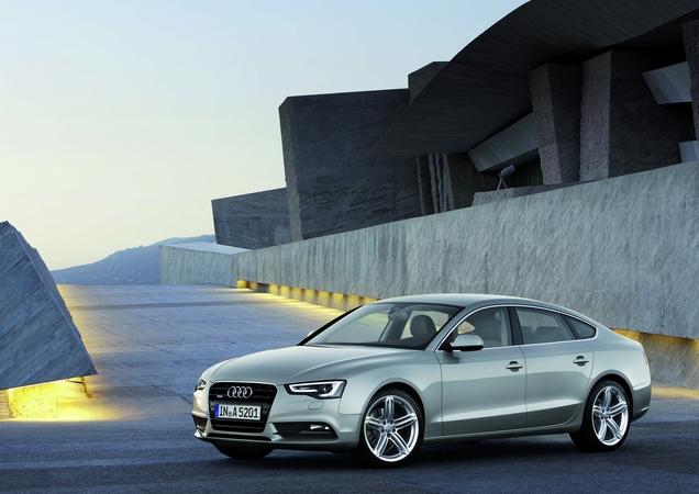 Audi A5 Sportback 2.0 TDI quattro S tronic Audi A5 Sportback 2.0 TDI quattro S tronic