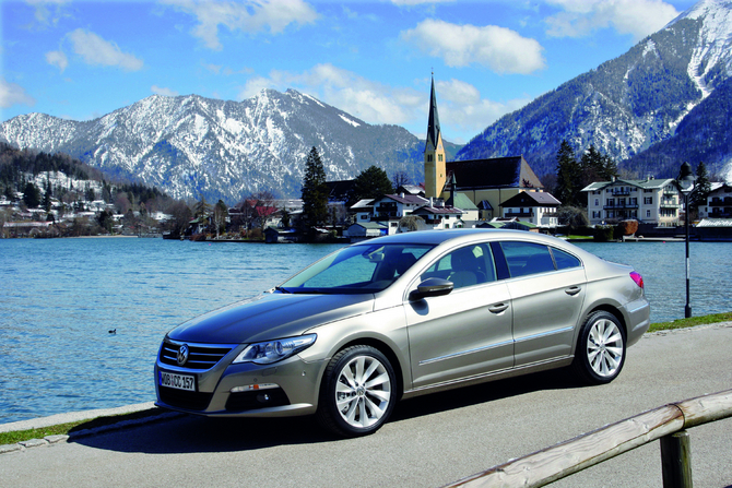 Volkswagen Passat CC 2.0 TDI 140 BlueTDI Volkswagen Passat CC 2.0 TDI 140 BlueTDI