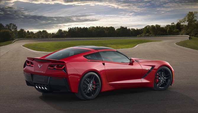 Chevrolet Corvette Stingray LT1 Auto Chevrolet Corvette Stingray LT1 Auto