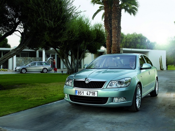 Skoda Octavia 1.9 TDI Elegance DSG 6v Skoda Octavia 1.9 TDI Elegance DSG 6v
