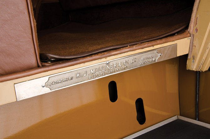 Bentley 6½-Litre Sedanca de Ville by H.J. Mulliner Bentley 6½-Litre Sedanca de Ville by H.J. Mulliner