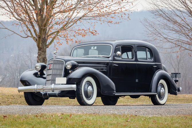 Cadillac Series 30 Five-Passenger Town Sedan by Fleetwood Cadillac Series 30 Five-Passenger Town Sedan by Fleetwood