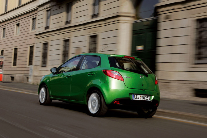 Mazda 2 MZ-CD 1.4 Exclusive Mazda 2 MZ-CD 1.4 Exclusive