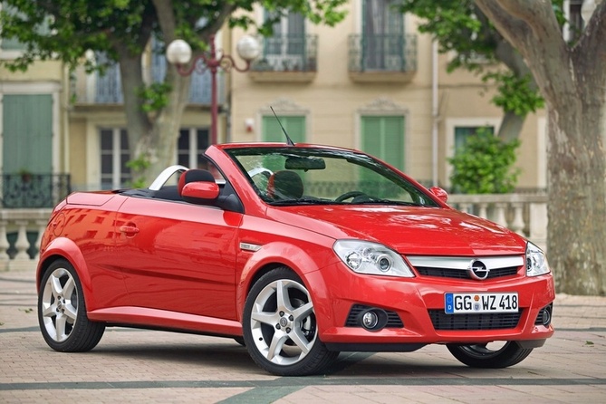 Opel Tigra TwinTop 1.3 CDTI Opel Tigra TwinTop 1.3 CDTI