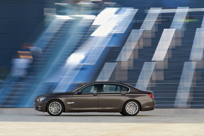 BMW ActiveHybrid 7L BMW ActiveHybrid 7L