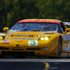 The C5-R went racing in 1999 The C5-R went racing in 1999