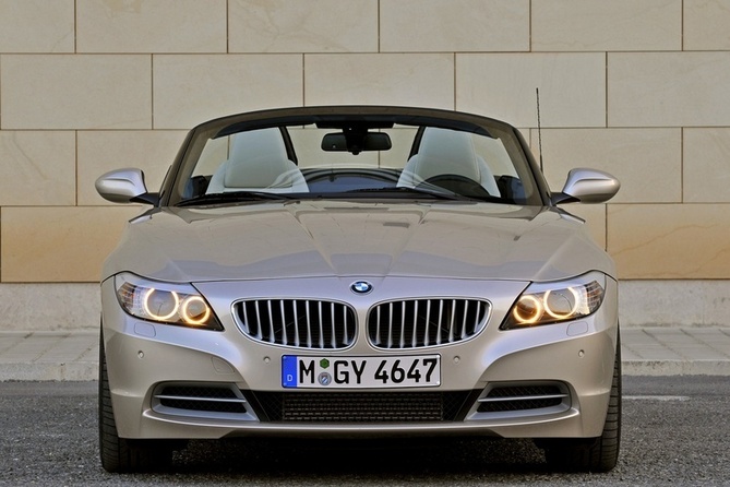 BMW Z4 sDrive23i BMW Z4 sDrive23i
