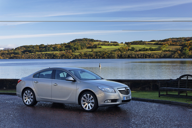 Vauxhall Insignia Saloon 2.0 CDTi 160 SRi (Auto) Vauxhall Insignia Saloon 2.0 CDTi 160 SRi (Auto)