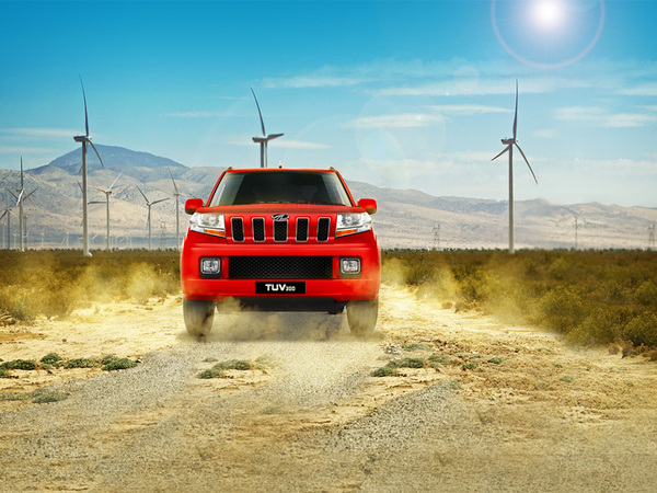 Mahindra TUV300 T6 Mahindra TUV300 T6