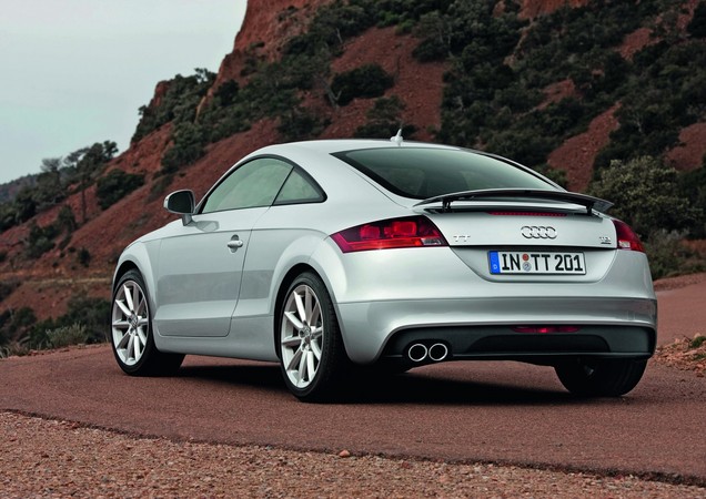 Audi TT Coupe 2.0 TDI quattro Audi TT Coupe 2.0 TDI quattro