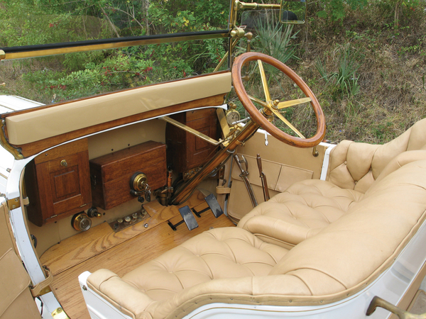 Pierce-Arrow Model 66-QQ 5-Passenger Touring Car Pierce-Arrow Model 66-QQ 5-Passenger Touring Car