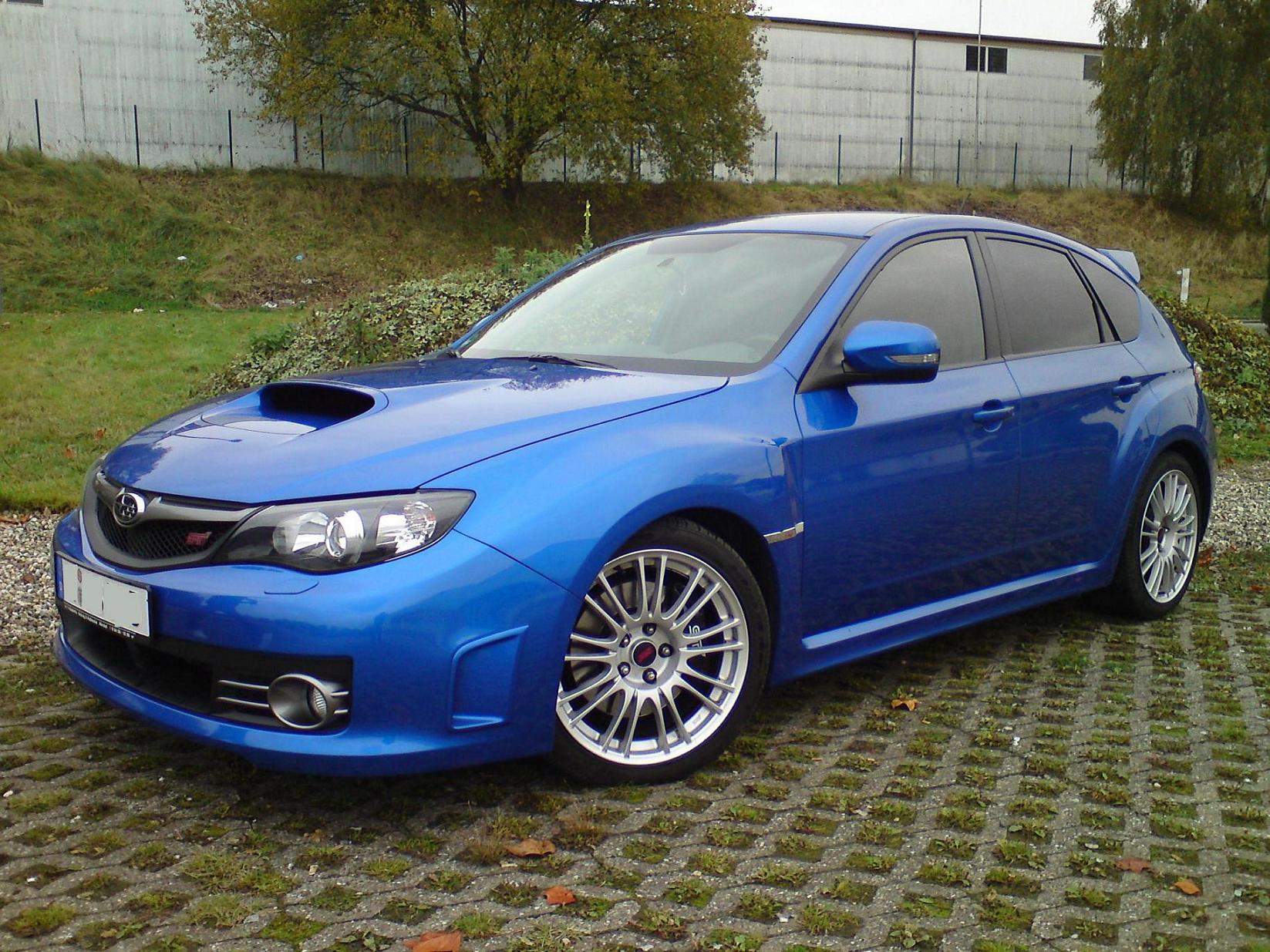 Subaru Impreza 2.5 WRX STI Cosworth CS400 5dr slideshow