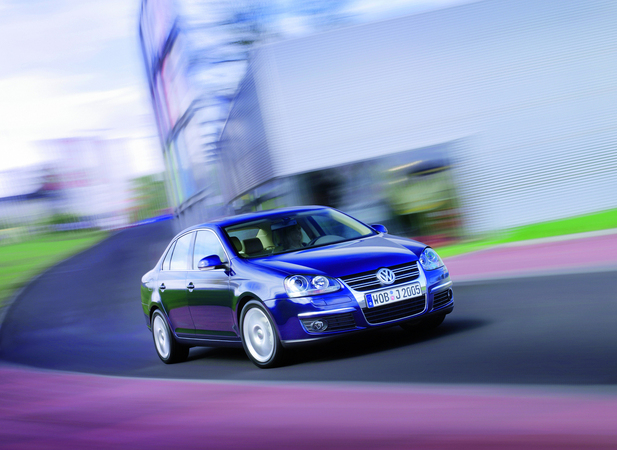 Volkswagen Jetta 2.0I TDI CR 140cv DPF Confortline Volkswagen Jetta 2.0I TDI CR 140cv DPF Confortline