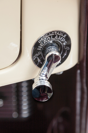Cord 812 Cord 812