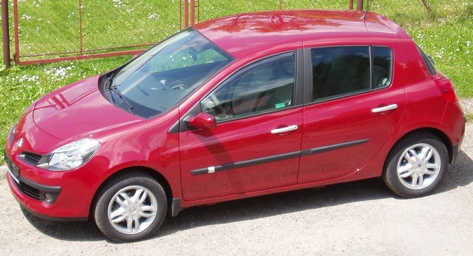 Renault Clio 2.0 16v Renault Clio 2.0 16v