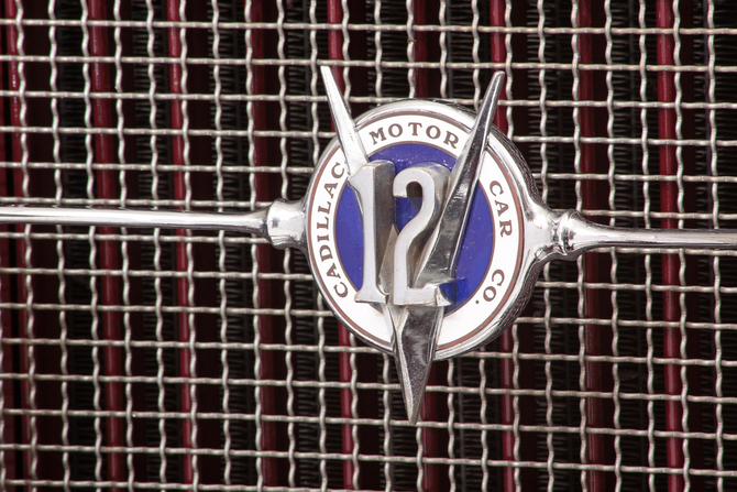 Cadillac V-12 Town Sedan by Fisher Cadillac V-12 Town Sedan by Fisher