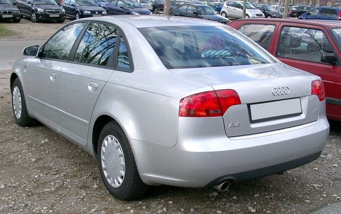 Audi A4 2.0 TFSI e Audi A4 2.0 TFSI e