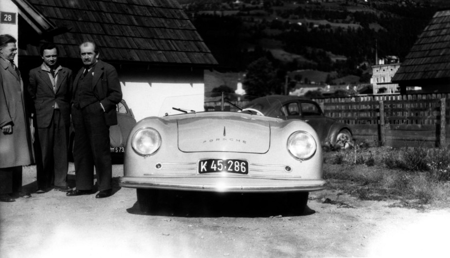 Ferry Porsche (centre), his father Ferdinand Porsche (right) and Erwin Komenda (left), 1948, in front of the 356 No. 1