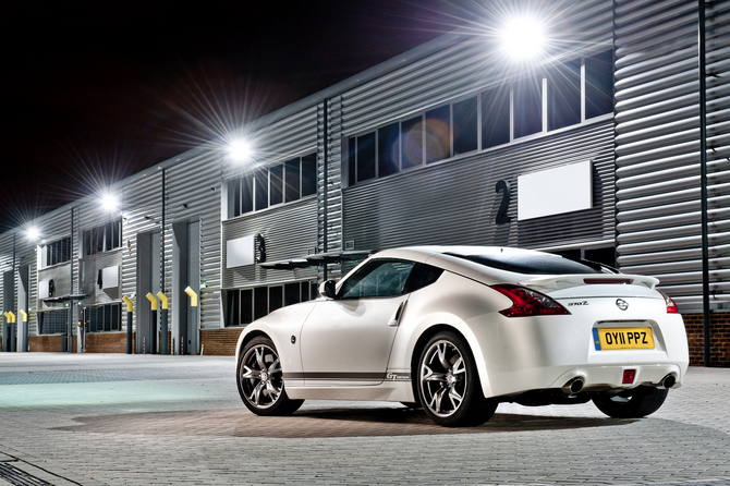 Nissan 370Z 3.7 GT AT Nissan 370Z 3.7 GT AT