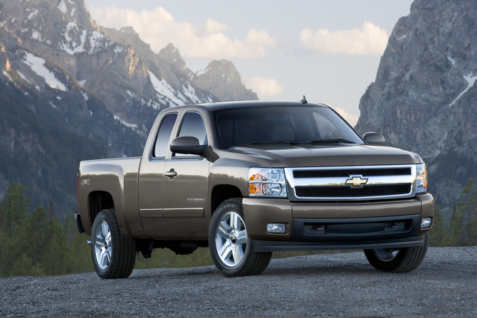 Chevrolet Silverado 1500 Extended Cab 2WD LS Standard Box Chevrolet Silverado 1500 Extended Cab 2WD LS Standard Box