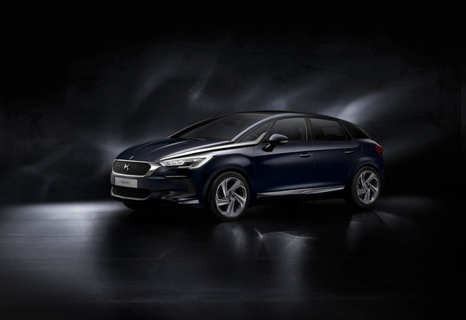 Citroën DS5 Hybrid4 Sport Chic Citroën DS5 Hybrid4 Sport Chic