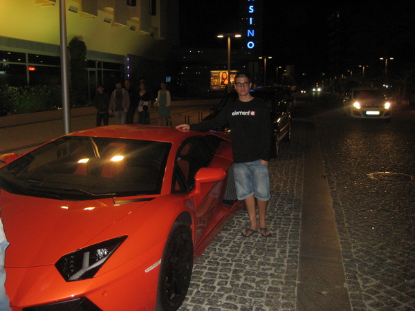 Lamborghini Aventador LP 700-4 Lamborghini Aventador LP 700-4