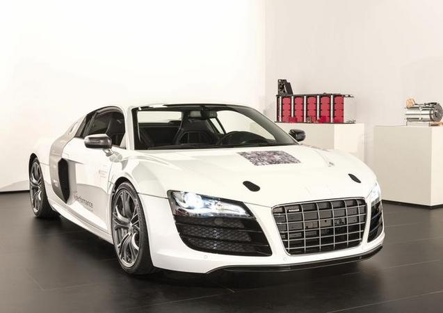 O F12 foi desenvolvido por universidades alemãs, pela Audi e pela Bosch O F12 foi desenvolvido por universidades alemãs, pela Audi e pela Bosch