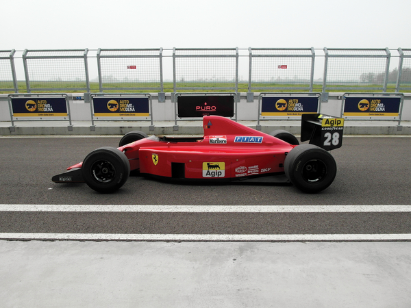 Ferrari F1-89 Ferrari F1-89