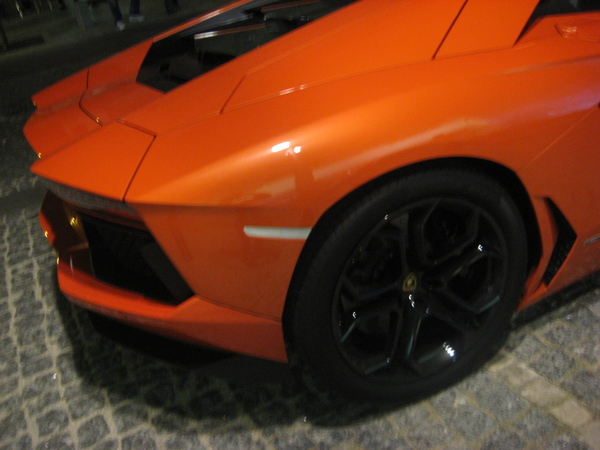 Lamborghini Aventador LP 700-4 Lamborghini Aventador LP 700-4