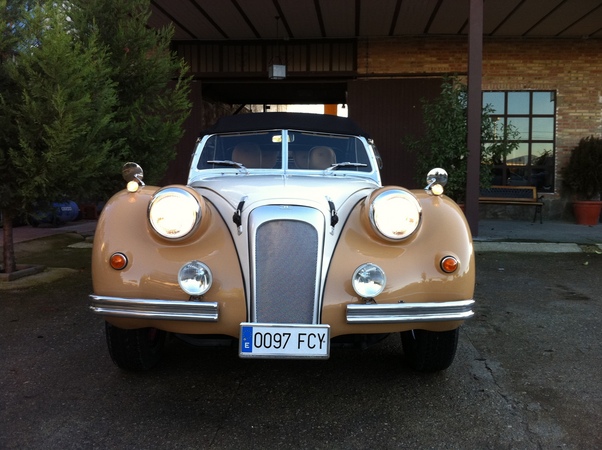 Hurtan Albaycín 4-door 1.6 16v AT Hurtan Albaycín 4-door 1.6 16v AT
