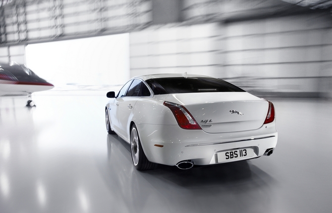 Jaguar XJ Ultimate Jaguar XJ Ultimate