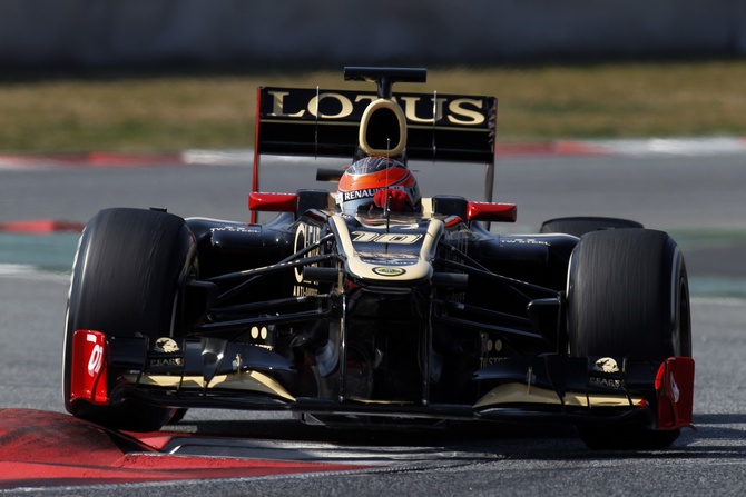 Lotus Proves New Chassis with Fastest Time in Practice Lotus Proves New Chassis with Fastest Time in Practice