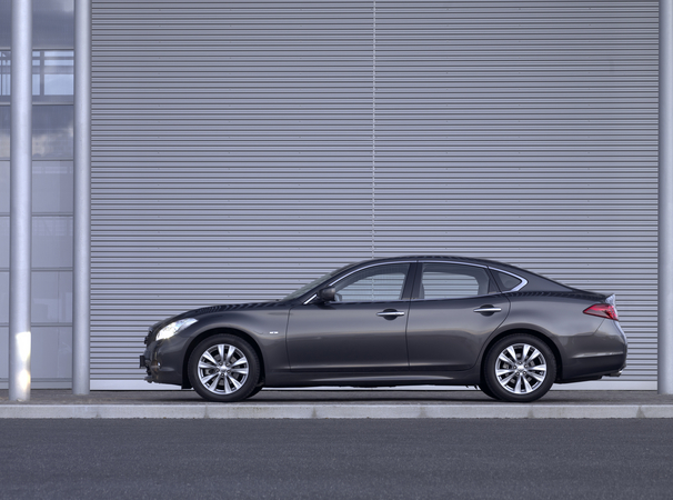 Infiniti M30d GT Infiniti M30d GT