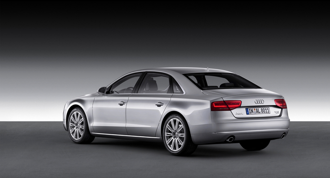 Audi A8 L 4.0 TFSI quattro tiptronic Audi A8 L 4.0 TFSI quattro tiptronic