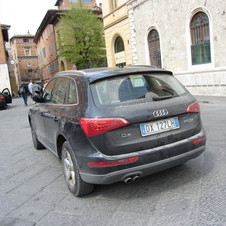 Audi Q5 2.0 TDI quattro Audi Q5 2.0 TDI quattro