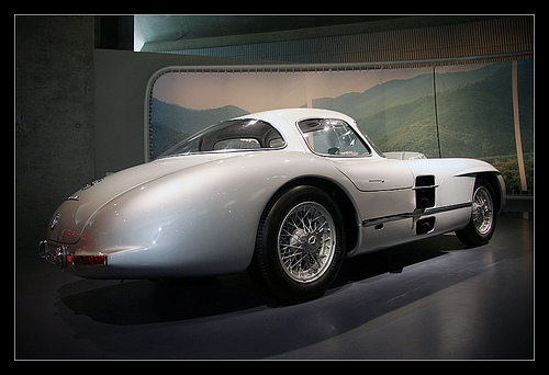 Mercedes benz 300 slr uhlenhaut coupe value