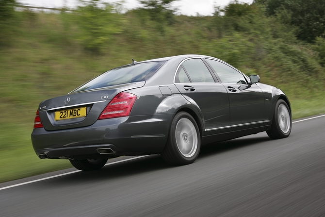 Mercedes-Benz S-Class Gen.4 Mercedes-Benz S-Class Gen.4