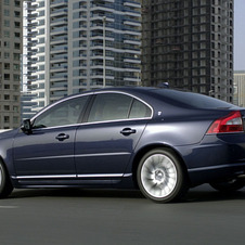 Volvo S80 T5 Momentum Powershifht Volvo S80 T5 Momentum Powershifht