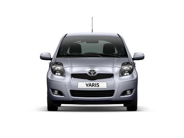 Toyota Yaris 1.33 VVT-i High Pack (10) Toyota Yaris 1.33 VVT-i High Pack (10)