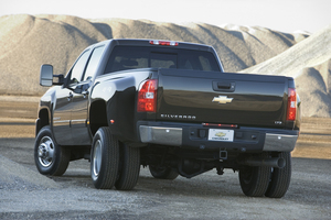 Chevrolet Silverado 3500HD Crew Cab 2WD LTZ Long Box SRW