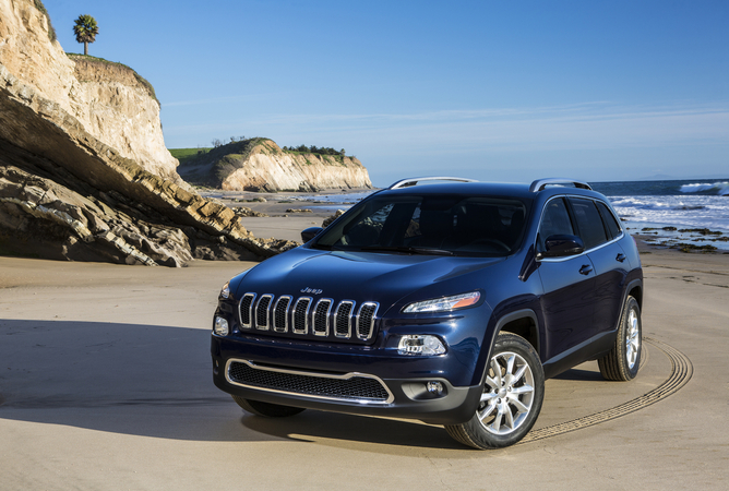 O Cherokee é o modelo que substitui o Compass na gama da Jeep O Cherokee é o modelo que substitui o Compass na gama da Jeep