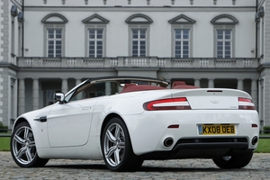 Aston Martin V8 Vantage Roadster