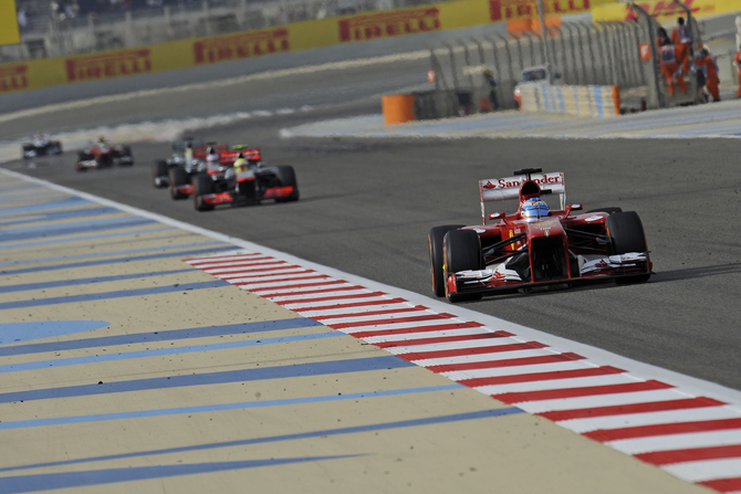 Alonso's Drag Reduction Show got stuck open, and it ruined his chance to win the race Alonso's Drag Reduction Show got stuck open, and it ruined his chance to win the race