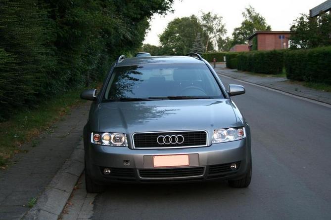 Audi A4 Avant 2.0 TFSI quattro Audi A4 Avant 2.0 TFSI quattro