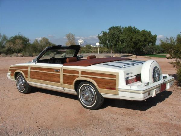 Chrysler Le Baron Town & Country Limited Edition Chrysler Le Baron Town & Country Limited Edition