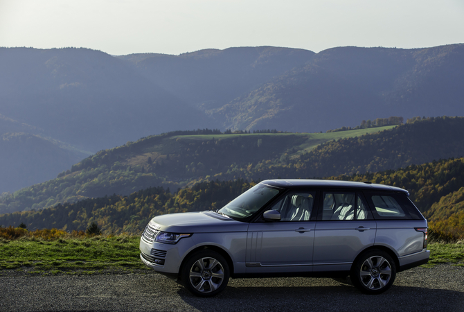 Land Rover Range Rover 3.0 SDV6 Hybrid Land Rover Range Rover 3.0 SDV6 Hybrid
