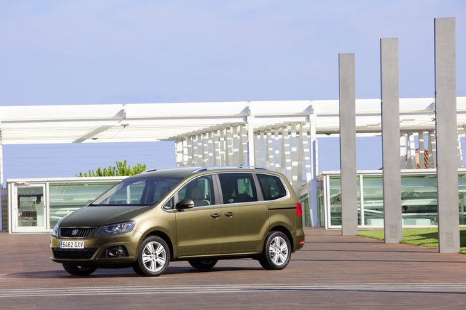Seat Alhambra 2.0 TDI Ecomotive Reference DSG Seat Alhambra 2.0 TDI Ecomotive Reference DSG