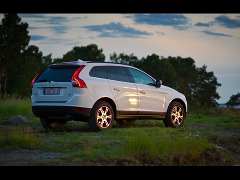 Volvo gives XC60 New and Upgraded Engines for 2012 Volvo gives XC60 New and Upgraded Engines for 2012